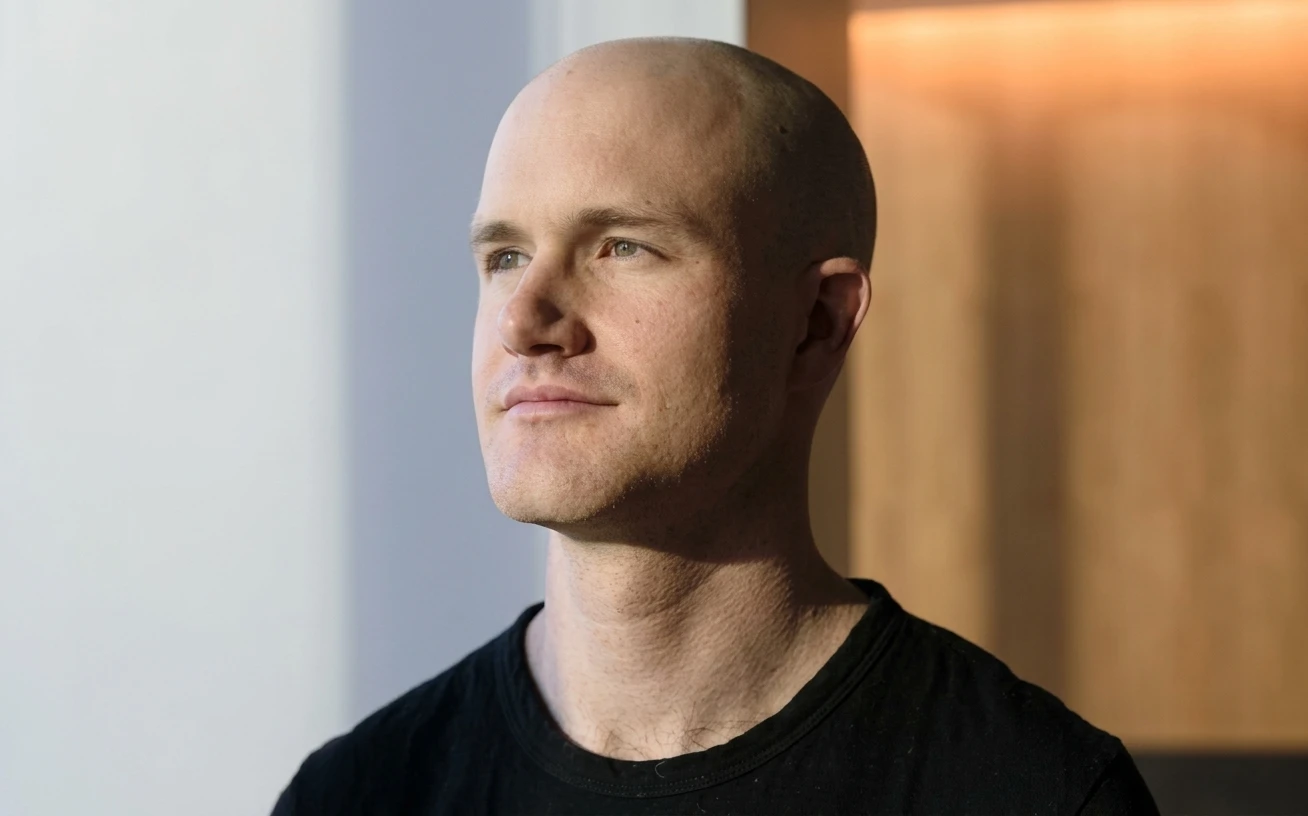 🚀 CEO Coinbase: Майбутнє криптовалюти в ШІГлава Coinbase вважає, що крипто...